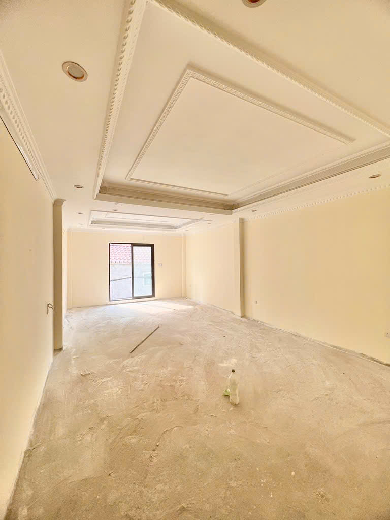 Bán nhà phố Lĩnh Nam 55m 5 Tầng Ô TÔ ĐỖ CỬA VÀO NHÀ - KINH DOANH - THANG MÁY chỉ hơn 11 tỷ - Ảnh 1